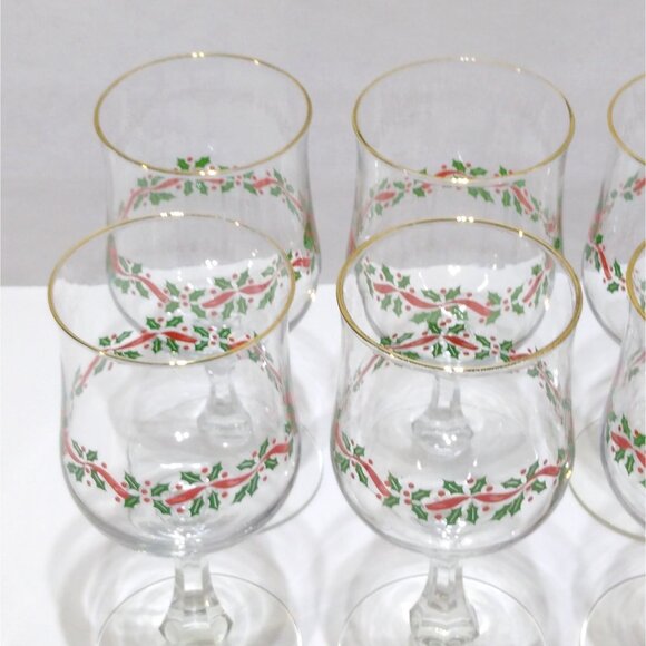 Libbey Holiday Christmas Wine Glasses w/ Gold Trim Holly Berry Design Set of 8 - Picture 5 of 15